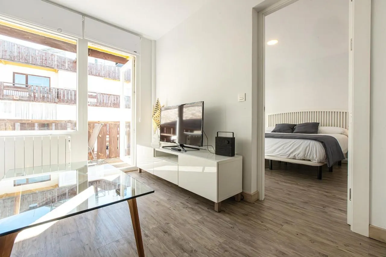Apartamento Holidays, Tripp, 1 Dormitorio, 4 Personas, Terraza Sierra Nevada