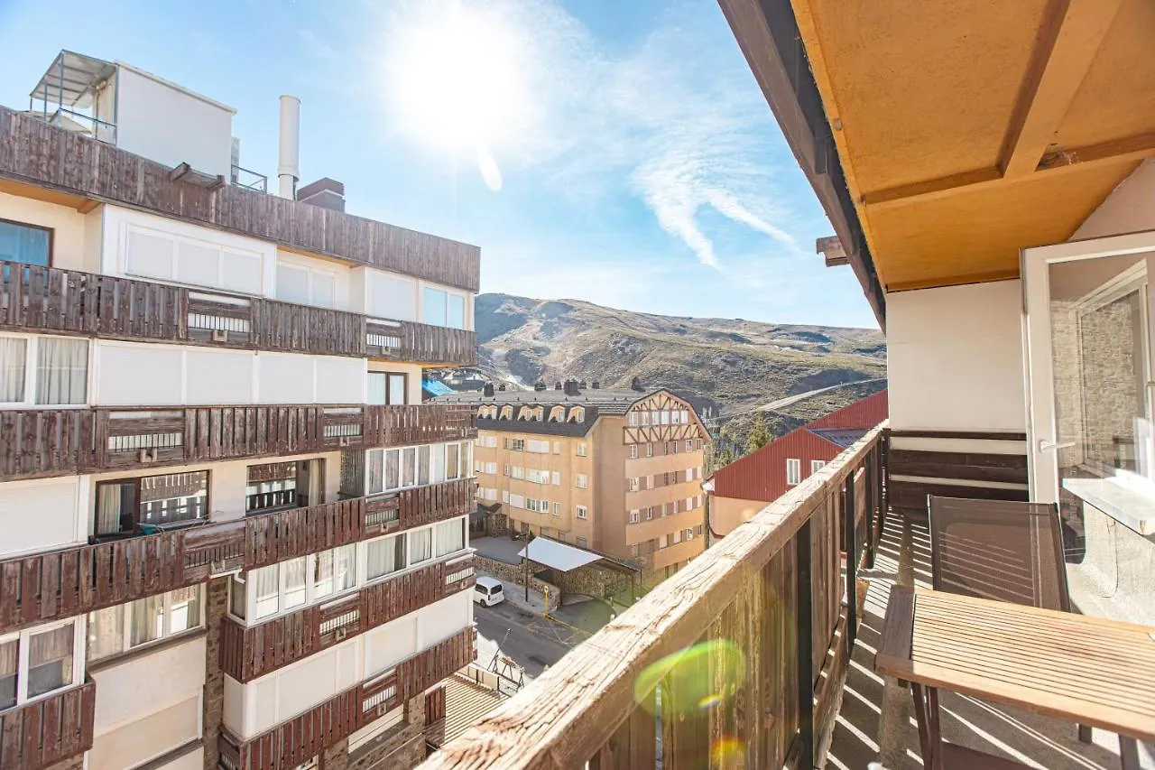 Holidays, Tripp, 1 Dormitorio, 4 Personas, Terraza Sierra Nevada Apartamento