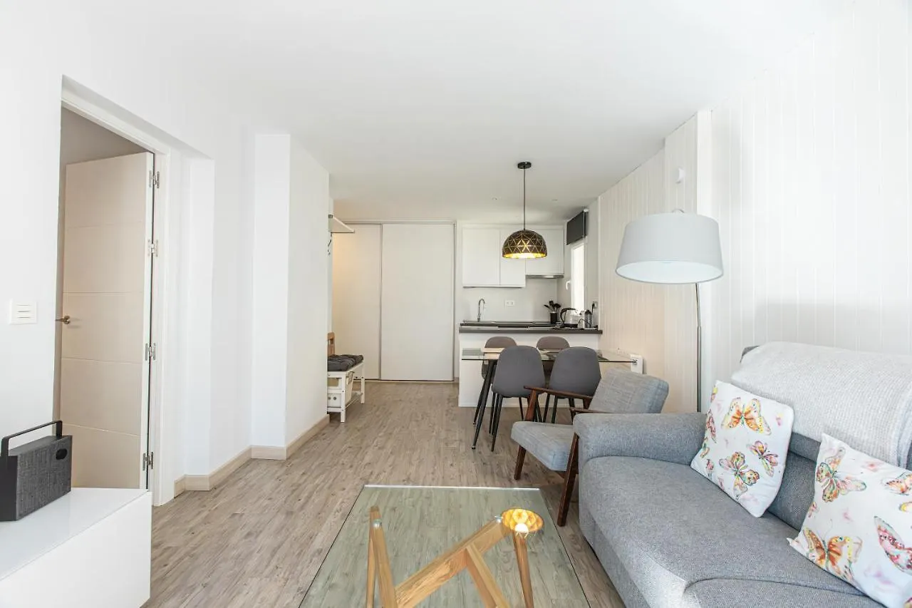 Holidays, Tripp, 1 Dormitorio, 4 Personas, Terraza Sierra Nevada 0*,