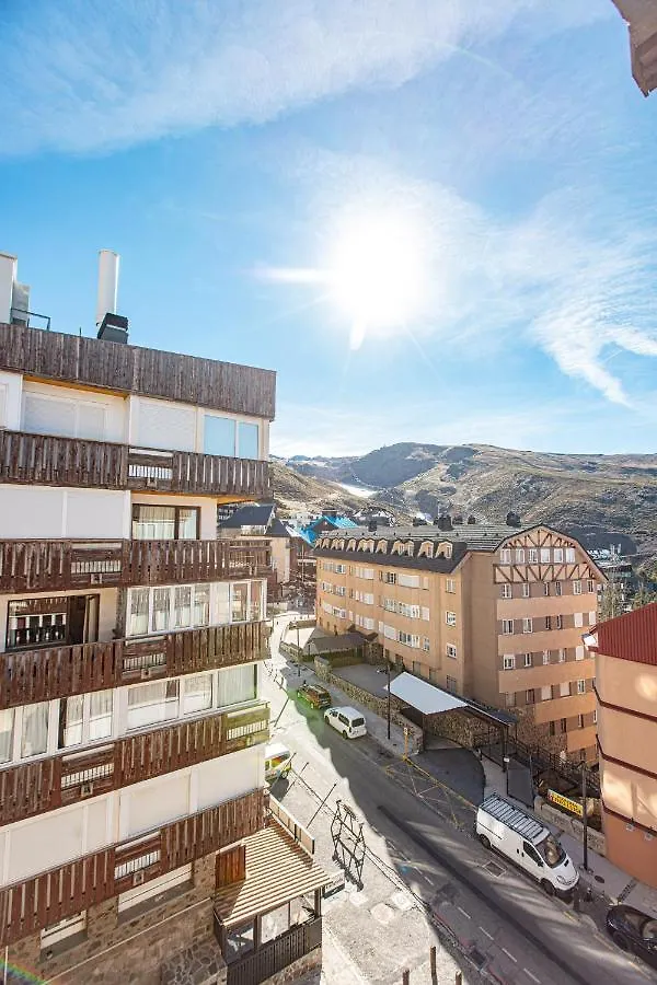 Holidays, Tripp, 1 Dormitorio, 4 Personas, Terraza Sierra Nevada Apartamento